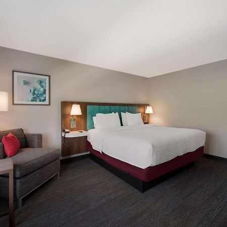 Hampton Inn By Hilton Detroit Southfield Bagian luar foto