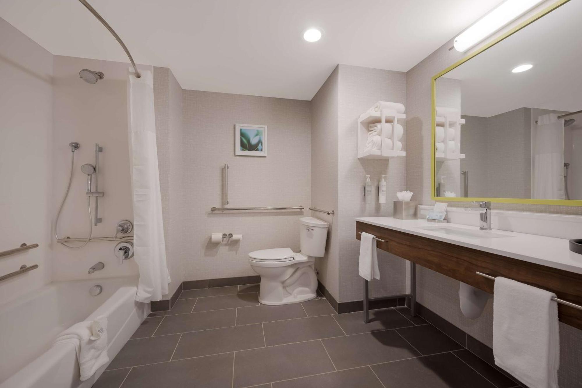 Hampton Inn By Hilton Detroit Southfield Bagian luar foto