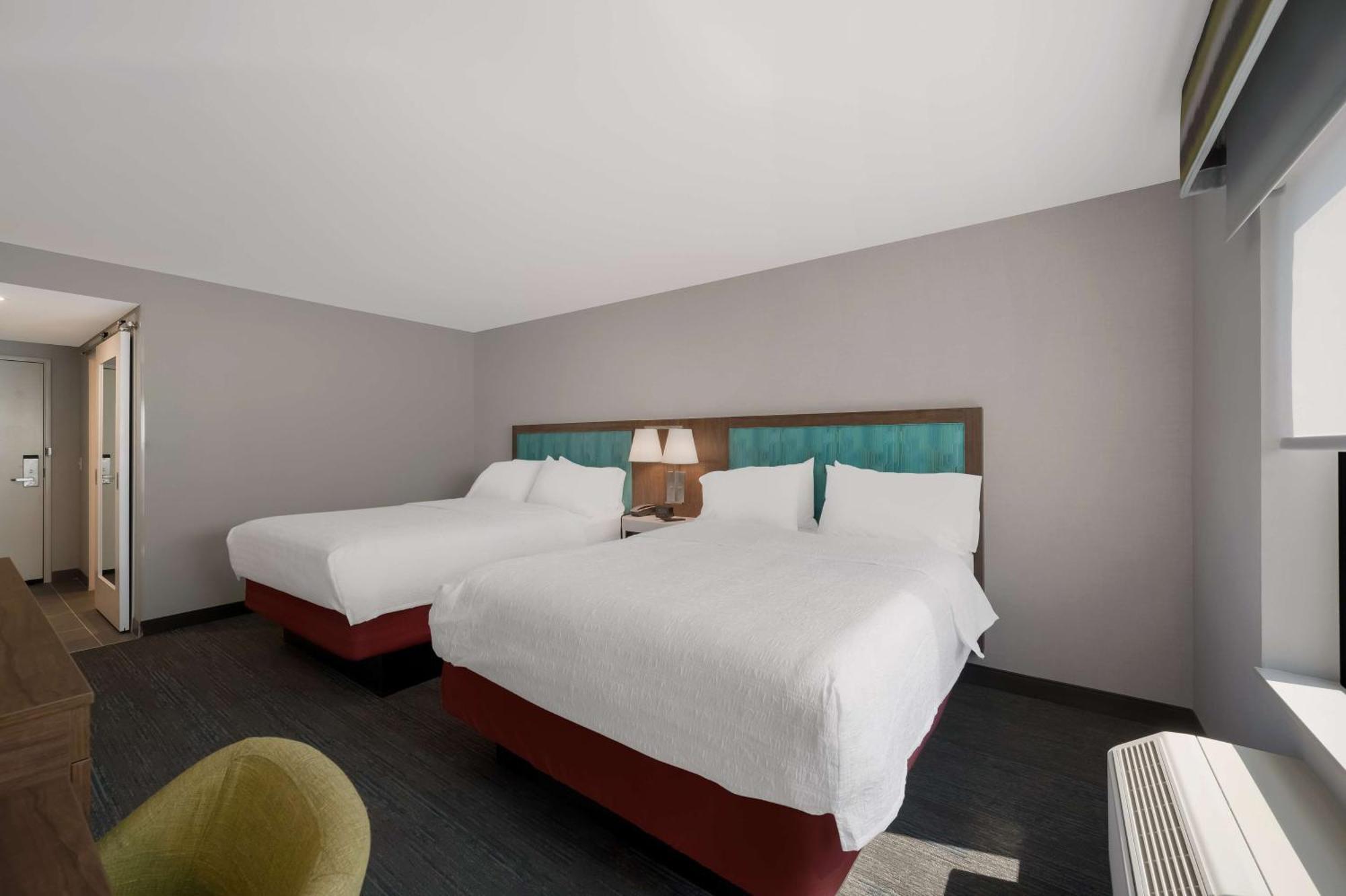 Hampton Inn By Hilton Detroit Southfield Bagian luar foto