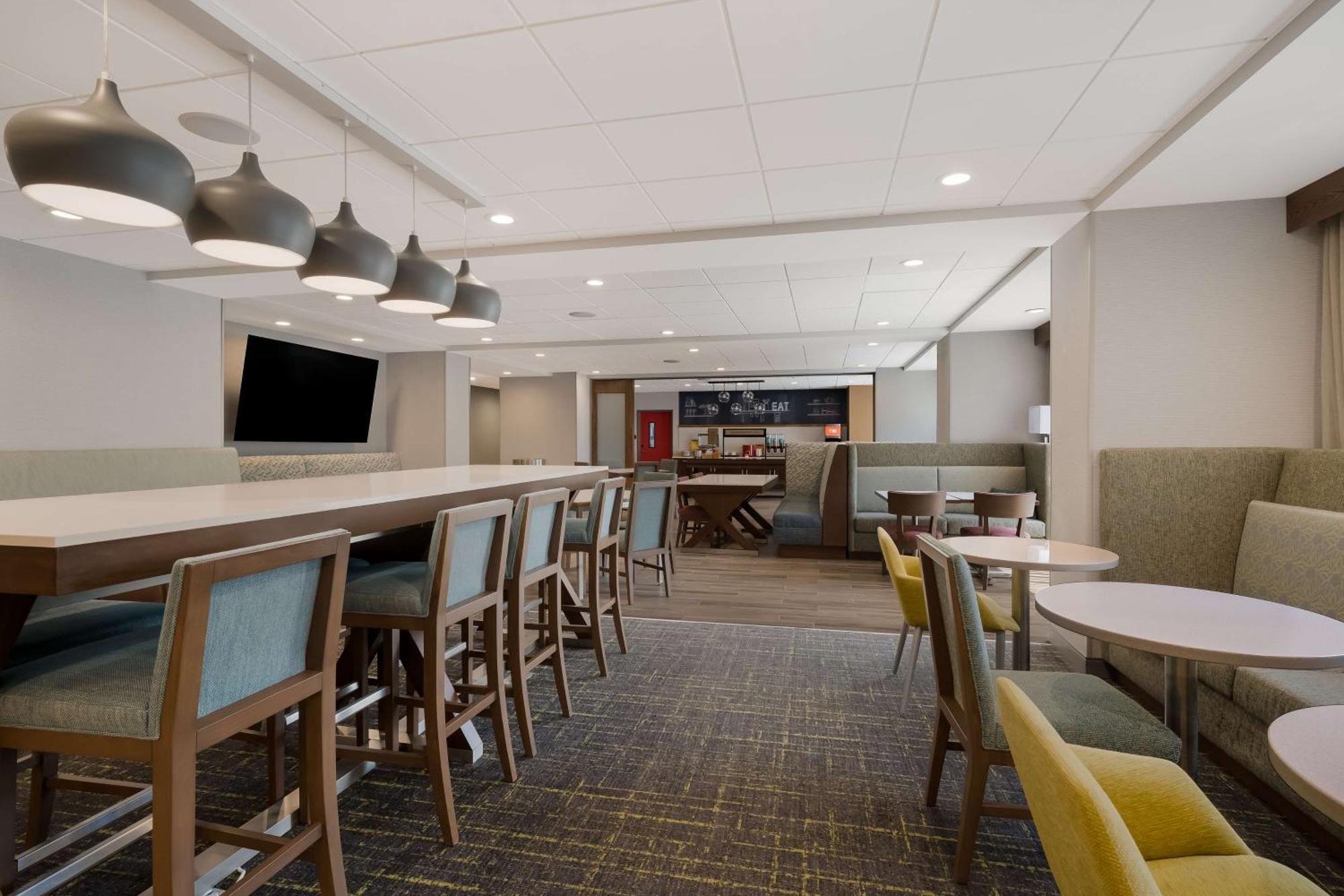Hampton Inn By Hilton Detroit Southfield Bagian luar foto